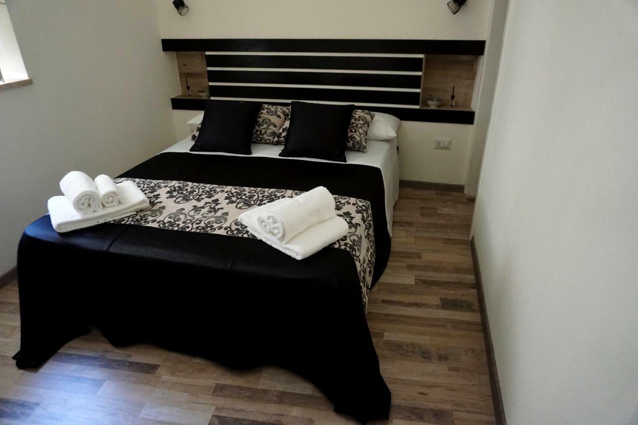 Bottai Apartment Syracuse Bagian luar foto